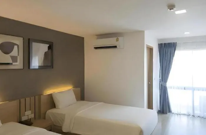 Impress Huai Khwang 3*