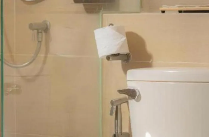 Impress Huai Khwang Hotel 3*